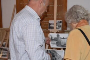 „Amintiri în alb și negru”, călătorie prin istoria vizuală a Fălticeniului, expoziție realizată de fotograful Marinel Dănilă