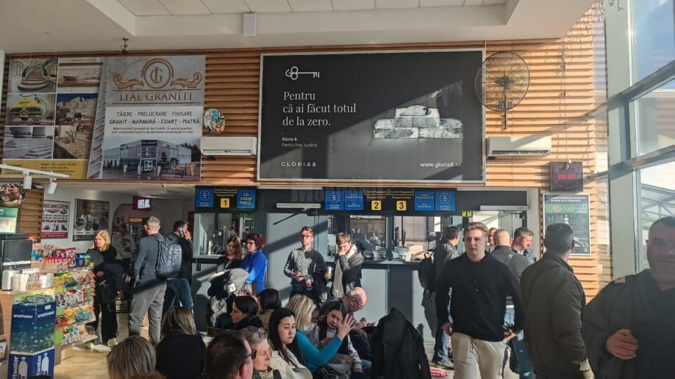 La aeroport vor fi trasee intra-Schengen și extra-Schengen
