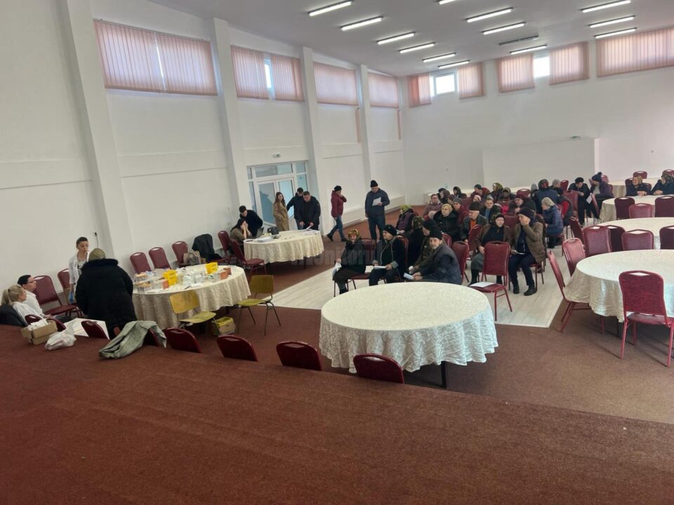 Oamenilor le-au fost recoltate probe de sânge pe 23 martie, iar o săptămână mai târziu au avut parte și de consultație de specialitate