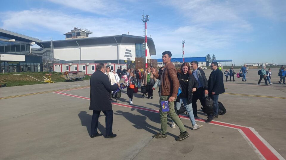 Prima cursă aeriană din Schengen a aterizat la Suceava de la Milano, cu 230 de pasageri la bord