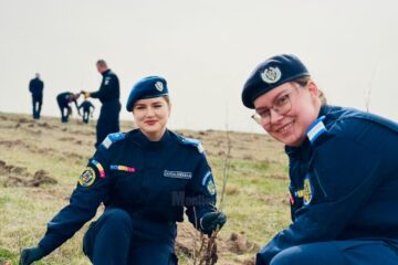 174 de stejari plantați la 174 de ani de la înființarea Jandarmeriei