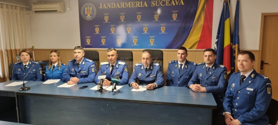 Echipa care se ocupă de poiectul privind eficientizarea și modernizarea noului sediu al Jandarmeriei Suceava Echipa care se ocupă de poiectul privind eficientizarea și modernizarea noului sediu al Jandarmeriei Suceava