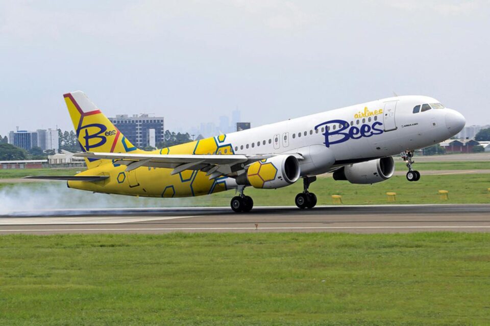 Compania Bees Airlines va opera de la Suceava câte un zbor săptămânal către Hurghada, în Egipt Compania Bees Airlines va opera de la Suceava câte un zbor săptămânal către Hurghada, în Egipt