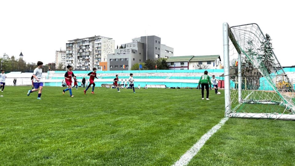 Juniorii fotbaliști au la dispoziție gratuit stadionul Areni, a anunțat viceprimarul Lucian Harșovschi