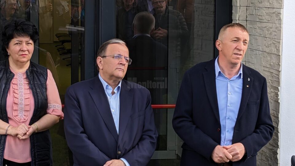 Președintele CJ Suceava Gheorghe Flutur și primarul Edurd Dziminschi s-au întâlnit cu locuitorii comunei Moara