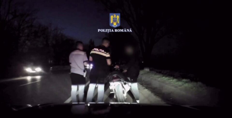 Un tânăr sucevean pe motocicletă a făcut curse de urmărire cu poliția, pe E 85