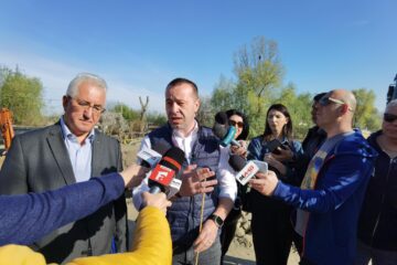 Lucian Harșovschi a spus că noua stradă va avea traseu inclusiv pe malul râului Suceava, pe strada Alexandru Ghica, continuând pe strada Plăieșului, pe strada Triajului și ieșind în fața Pieței Angro