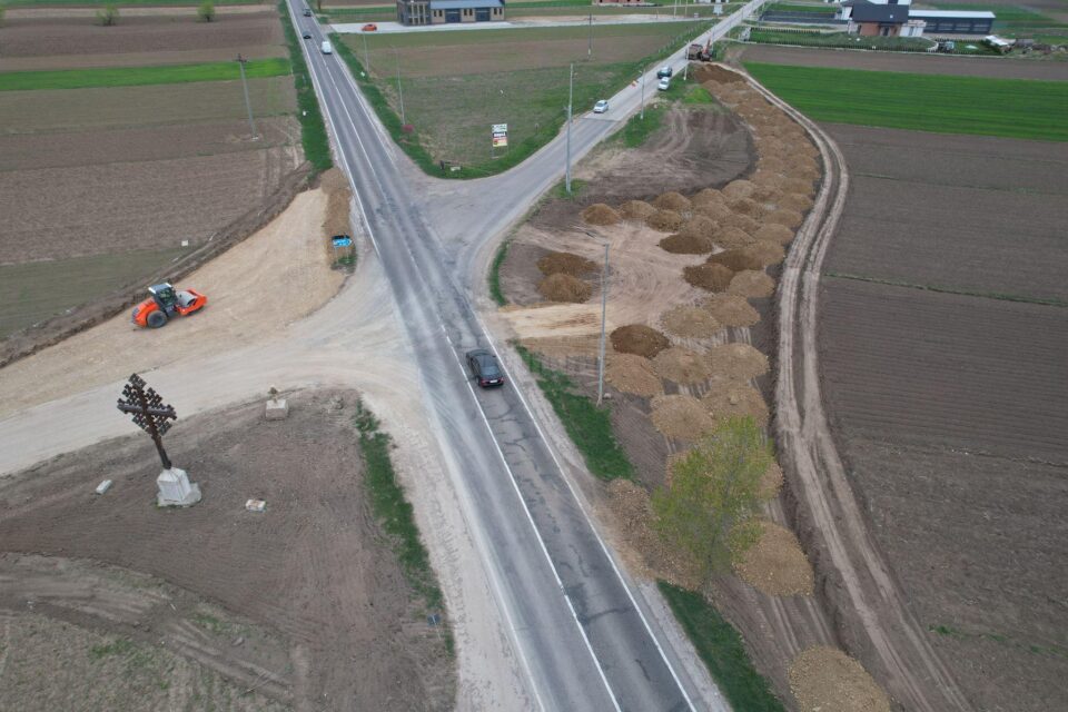 Primaria Horodnic de Sus a început lucrările pentru amenajarea noului sens giratoriu