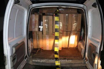 Țigări de contrabandă în valoare de aproape 100.000 de euro, confiscate de polițiștii de frontieră în doar două zile