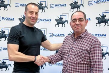 „Bine ai venit în echipă, Vali! Suceava întinerește! Și nu vorbim de vârstă, ci de atitudine”, i-a transmis Lucian Harșovschi lui Valerică Gherasim