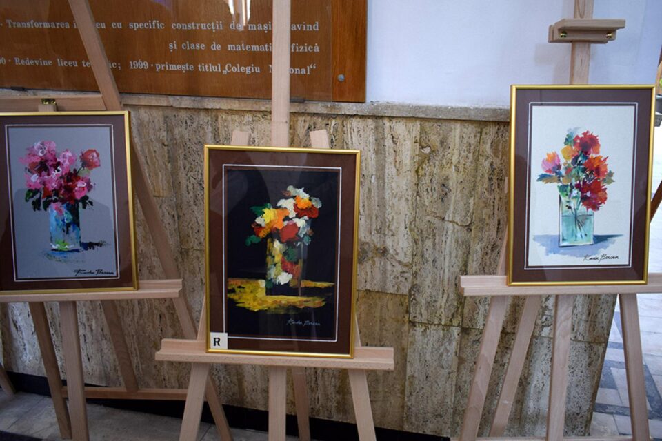 Vernisajul expoziției „Flori de câmp”, la Colegiul Național „Nicu Gane”