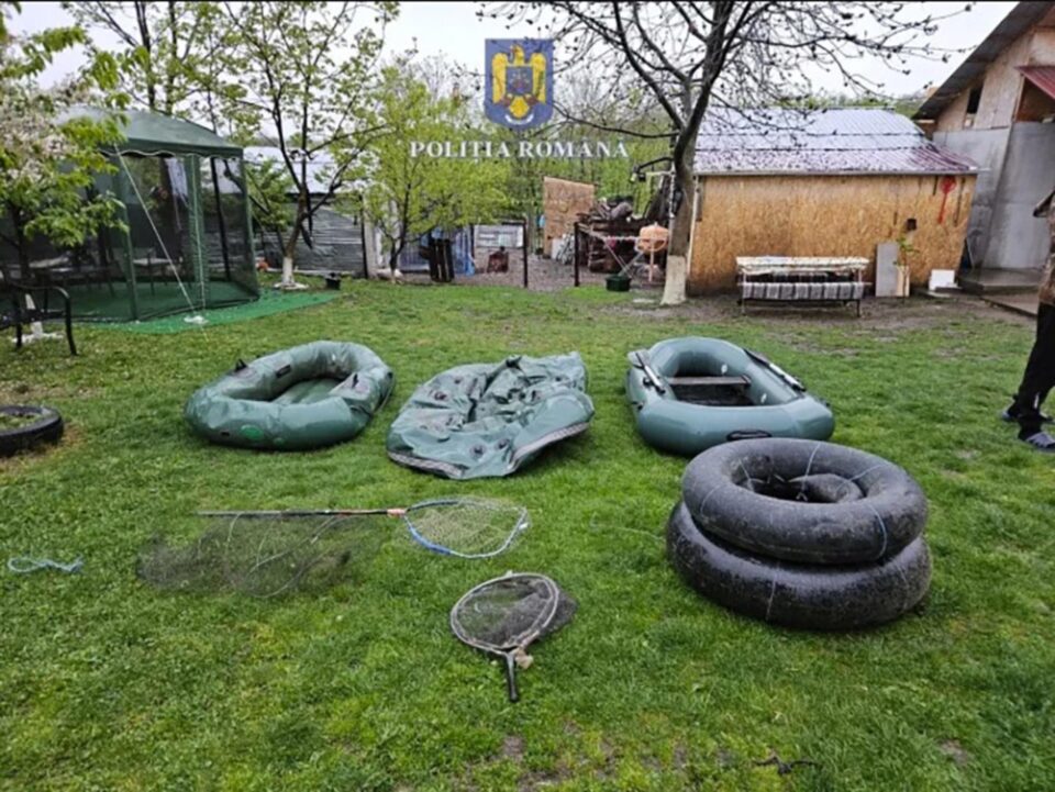30 de kilometri de plase de braconat pește, ridicate după percheziții în Botoșani și Suceava 30 de kilometri de plase de braconat pește, ridicate după percheziții în Botoșani și Suceava