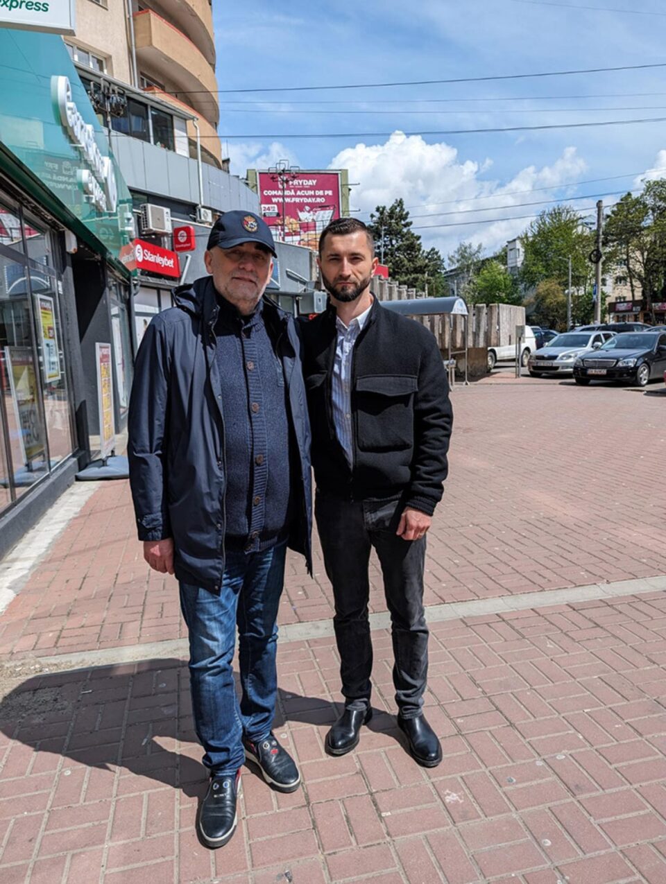 Candidatul PSD pentru Primăria Suceava, Vasile Rîmbu, și unul dintre candidații PSD pentru Consiliul Local, Andrei Bacoș