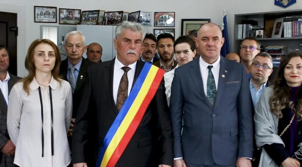 Primarul din Câmpulung Moldovenesc, Mihăiță Negură și-a depus candiatura pentru un nou mandat Primarul din Câmpulung Moldovenesc, Mihăiță Negură și-a depus candiatura pentru un nou mandat