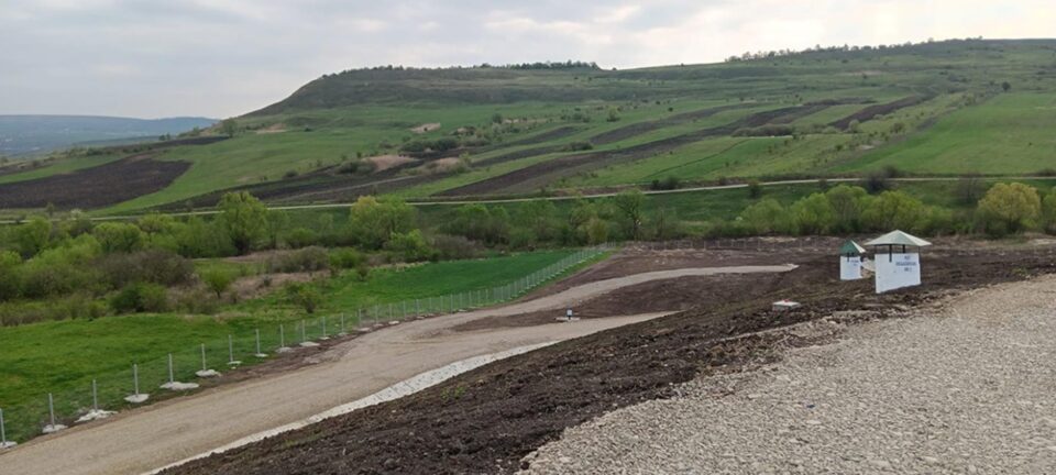S-au finalizat lucrările de închidere a depozitului temporar de deșeuri municipale din Fălticeni