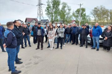 „Exigență ridicată” a fost mesajul prefectului Moldovan, la primul examen practic pentru obținerea permisului auto organizat la Rădăuți