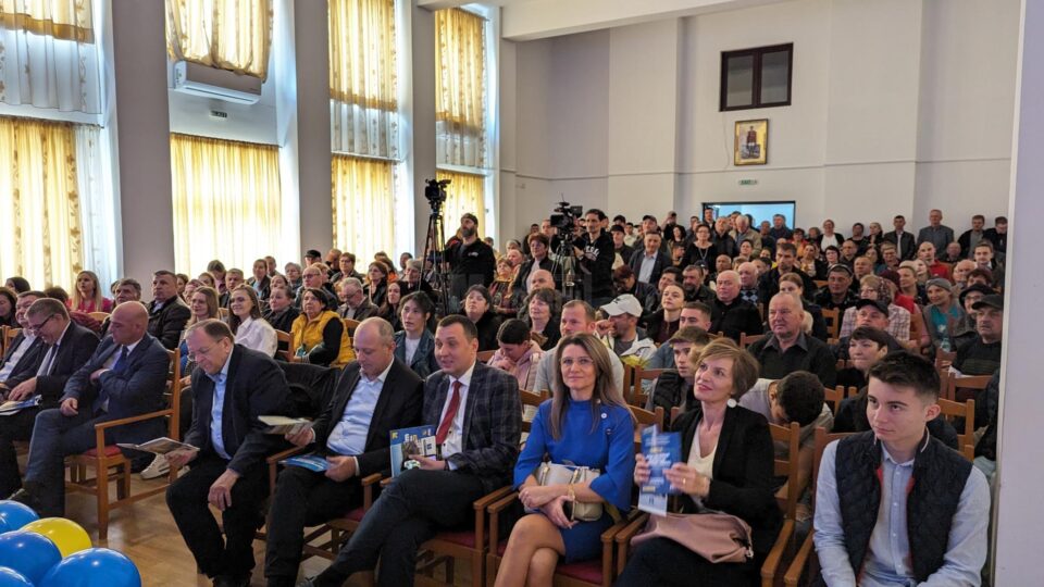 Lansarea candidaturii lui Decebal Isachi la Primăria Dolhasca