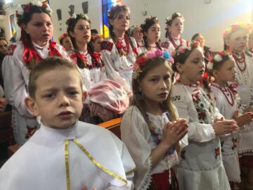 Mai multe evenimente importante, sărbătorite de polonezii din Bucovina în aceeași zi