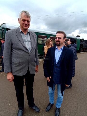 Investitorul Georg Hocevar și reprezentantul CNCFR Dumitru Anchidin, doi vechi colaboratori și prieteni