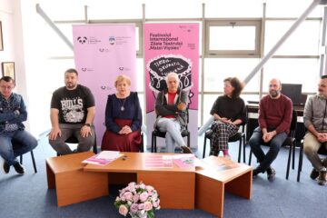 Cea mai recentă premieră a teatrului sucevean - „Cum l-am îngropat pe Stalin” va avea premiera pe 12 mai, în debutul Festivalului Internațional ZTMV