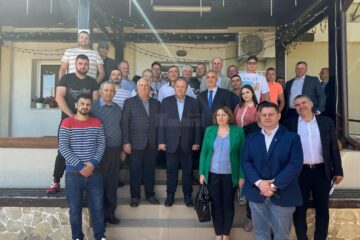 Președintele PNL Suceava a fost prezent la lansarea candiaților PNL pentru funcțiile de primar din Hănțești și Dumbrăveni
