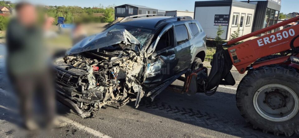 Accident la Salcea, între un autoturism și o autoutilitară