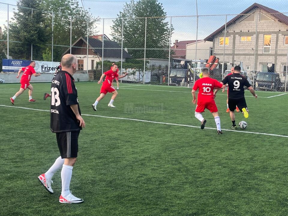 Campionatul de old-boys se joacă la Civica Sport Center