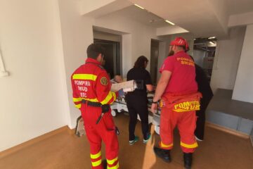 Pacientul a fost adus cu elicopterul, de la Cluj