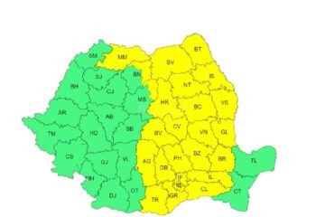 Averse torențiale, intensificări ale vântului și vijelii, prognozate pentru marți