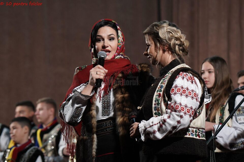Viorica Macovei și Mihaela Bârsan
