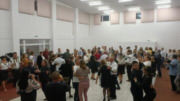 Viceprimarul Marian Sabie vrea să reînvie tradiția horelor și balurilor din satele comunei Fântânele