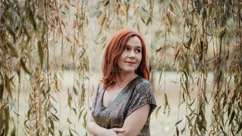 Cântărețul lunii: Lizzie, o călătorie muzicală plină de emoție și pasiune