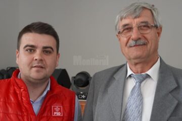 Gheorghe Șoldan alături de primarul din Grămești, Vasile Șuleap