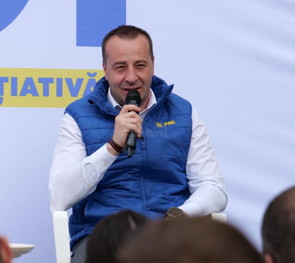 Candidatul PNL la funcția de primar al Sucevei, viceprimarul Lucian Harșovschi