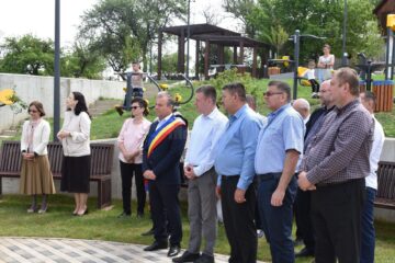 Primarul Tomiță Onisii, prezent alături de cetățenii din Rotunda la inaugurarea noului parc