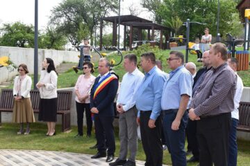 Primarul Tomiță Onisii, prezent alături de cetățenii din Rotunda la inaugurarea noului parc