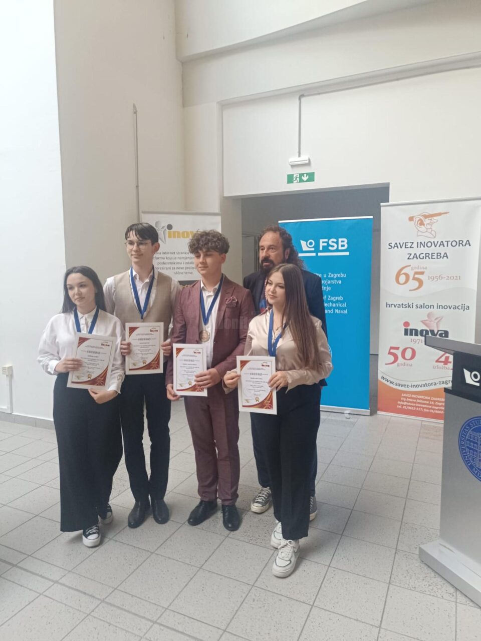 Medalie de argint pentru elevi ai Colegiului „Petru Rareș”, în Croația, la un concurs de inventică