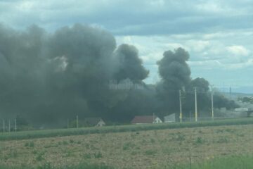 Incendiu violent la Salcea