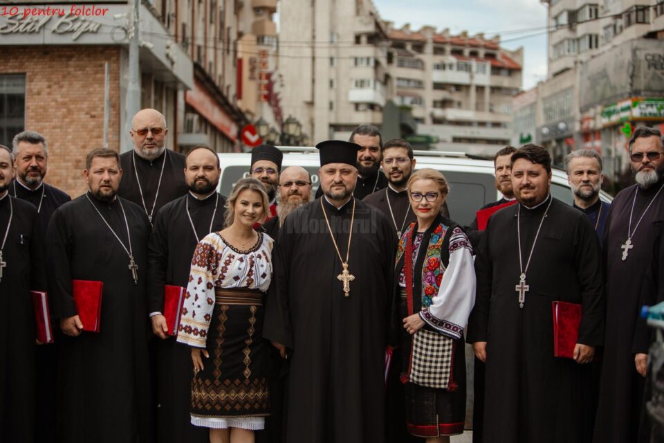 ”10 pentru folclor”, in centrul Sucevei, de Ziua Europei (4).jpg