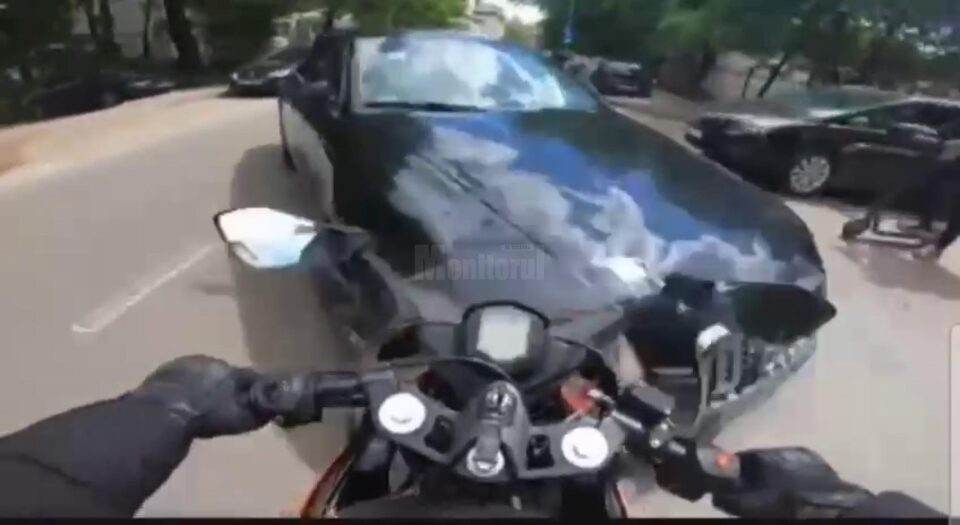 Impact pe strada Scurtă din Suceava