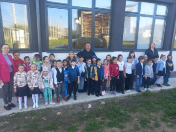 Activități preventiv-educative desfășurate la Liceul Tehnologic „Iorgu Vârnav Liteanu” din Liteni, în parteneriat cu jandarmii suceveni