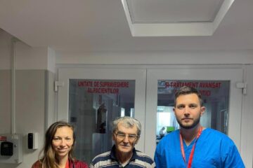 Dr. Alexandra Ilisei, pacientul salvat și dr. Laur Blaga