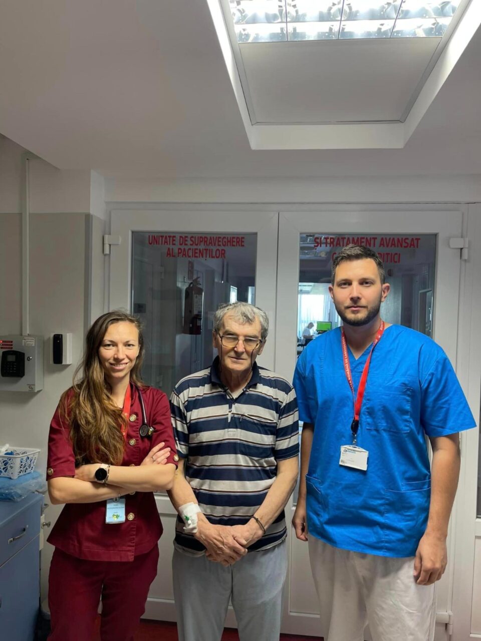 Dr. Alexandra Ilisei, pacientul salvat și dr. Laur Blaga