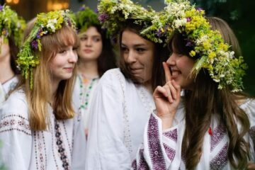 Au început înscrierile la Festivalul Național Concurs „Regina Sânzienelor”, ediția a X-a