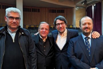 Gheorghe Flutur alături de Teodor Baconschi, Adrian Papahagi și Sever Voinescu