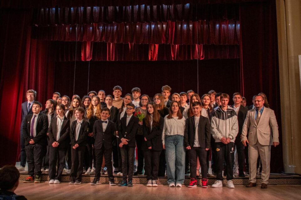 Piesa de teatru jucată în limba germană de elevi ai Colegiului “Hurmuzachi” FOTO Emanuela Ciornei