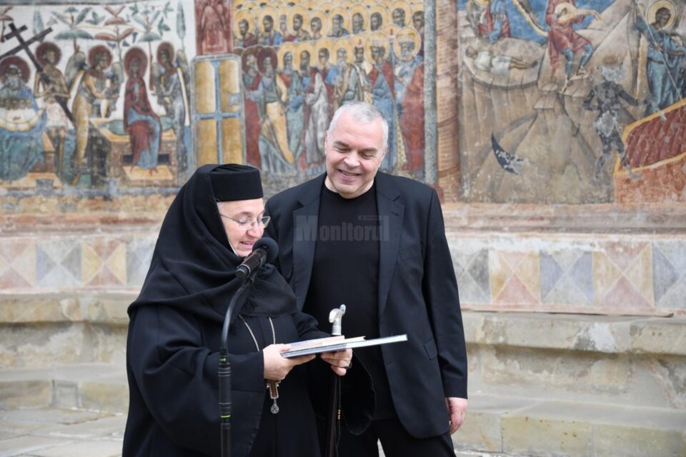 „Metanie Ție, Părinte” Foto Constantin Ciofu