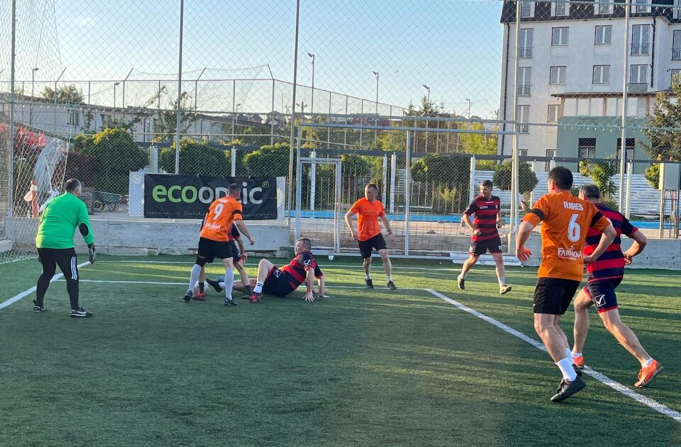 Situație neschimbată la vârful Campionatului Județean de old-boys după disputarea partidelor din etapa cu numărul VII