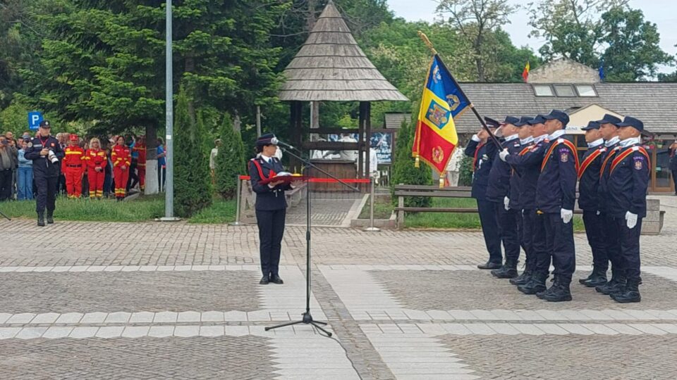 Drapelul de luptă al ISU Suceava a fost decorat cu Ordinul „Bărbăție și Credință” în grad de Cavaler, în cadrul unui ceremonial militar 2