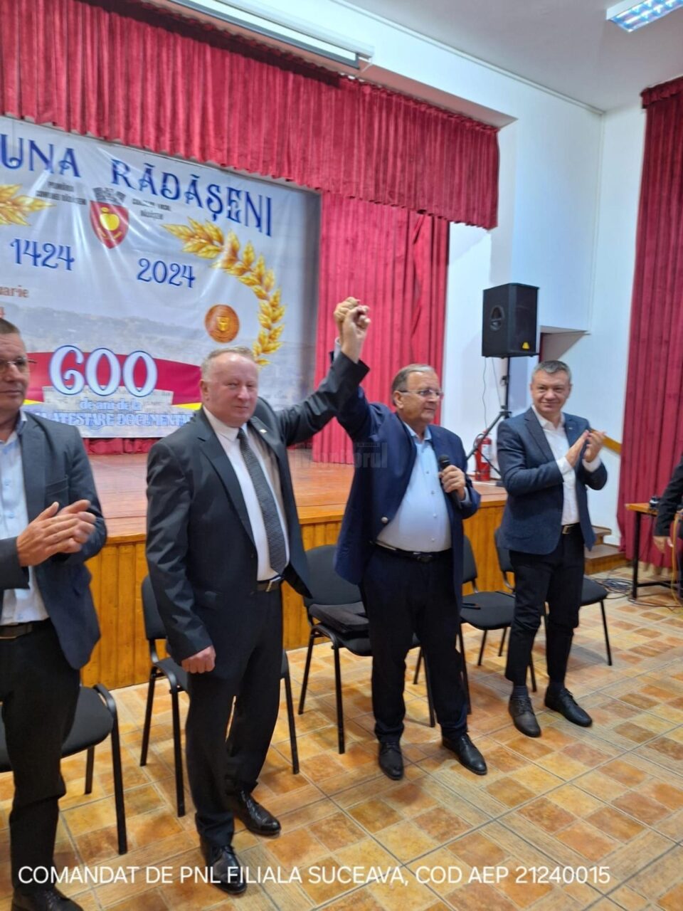 Liberalii au lansat duminică, la Rădășeni, candidatura lui Neculai Perju pentru un nou mandat de primar al acestei comune Liberalii au lansat duminică, la Rădășeni, candidatura lui Neculai Perju pentru un nou mandat de primar al acestei comune